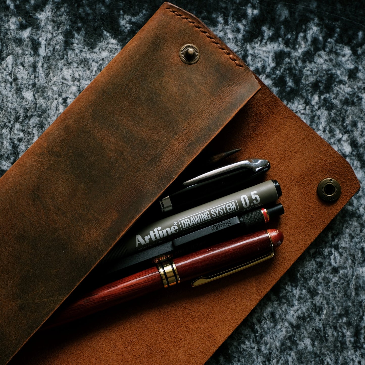 Personalized Leather Pen Case, Leather pen holder, Fountain Pen Holder, Gift for Dad, Gift for Artist, Gift for Lawyer, Gift for new job